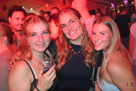 Zondag Hollandse feestavond · zo 30 aug